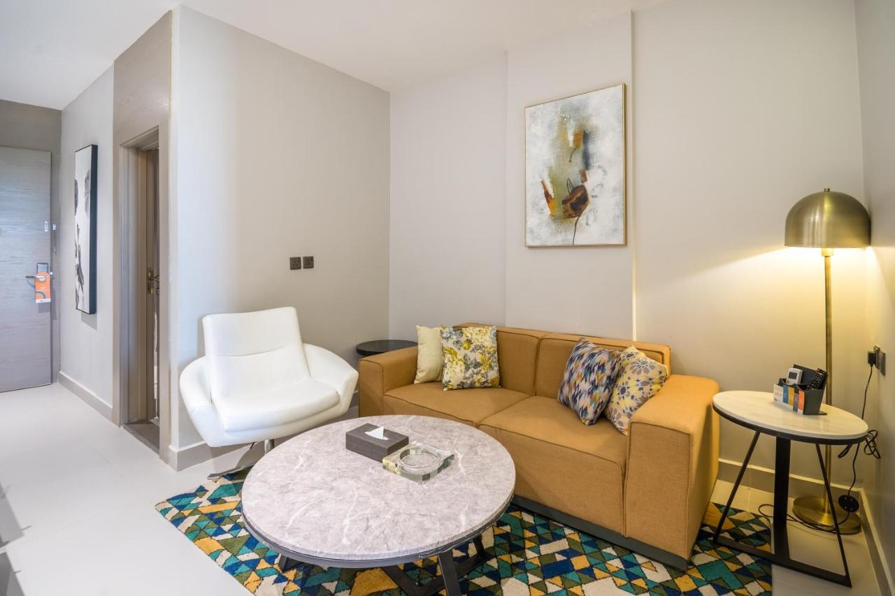 Ewaa Express Hotel - Buraydah Экстерьер фото